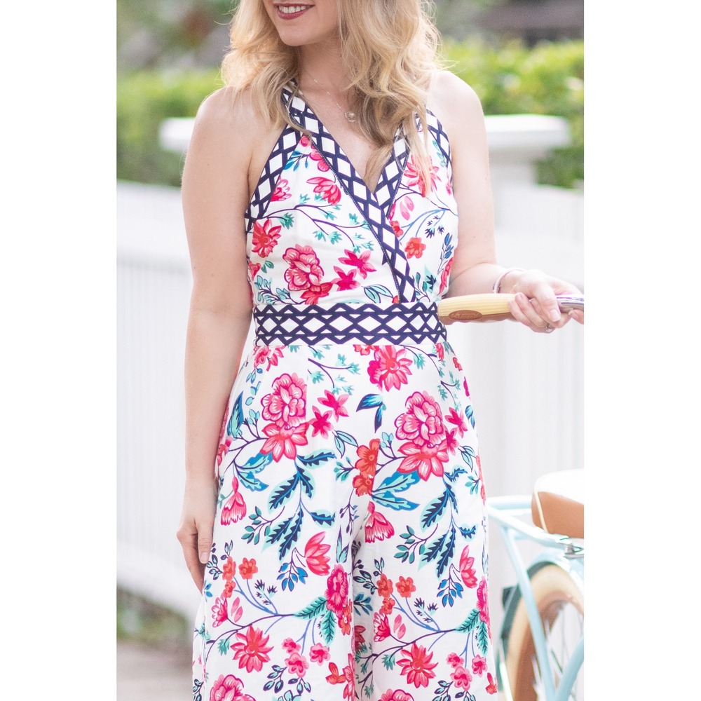 Eliza J Elegant Floral Wide-Leg Jumpsuit Size 8 Feminine Classy Wedding Chic